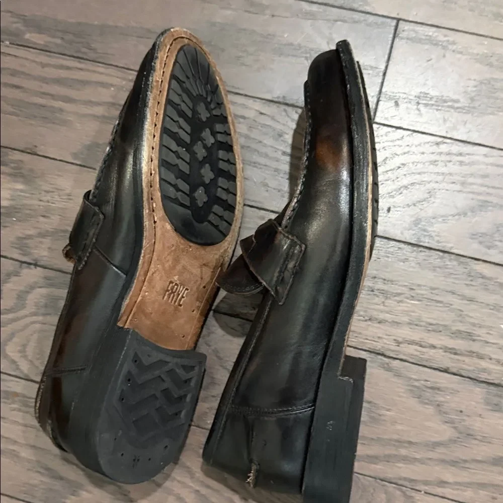 Frye men dark brown leather sz10
